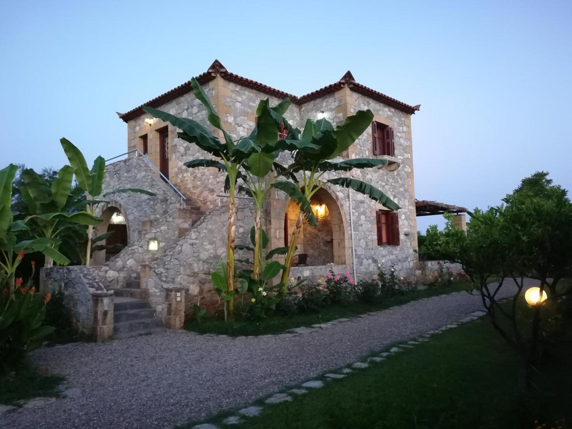 Stoupa'S Paradise Exterior photo