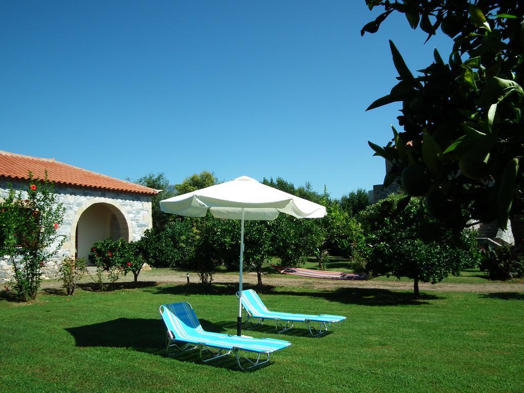 Stoupa'S Paradise Room photo